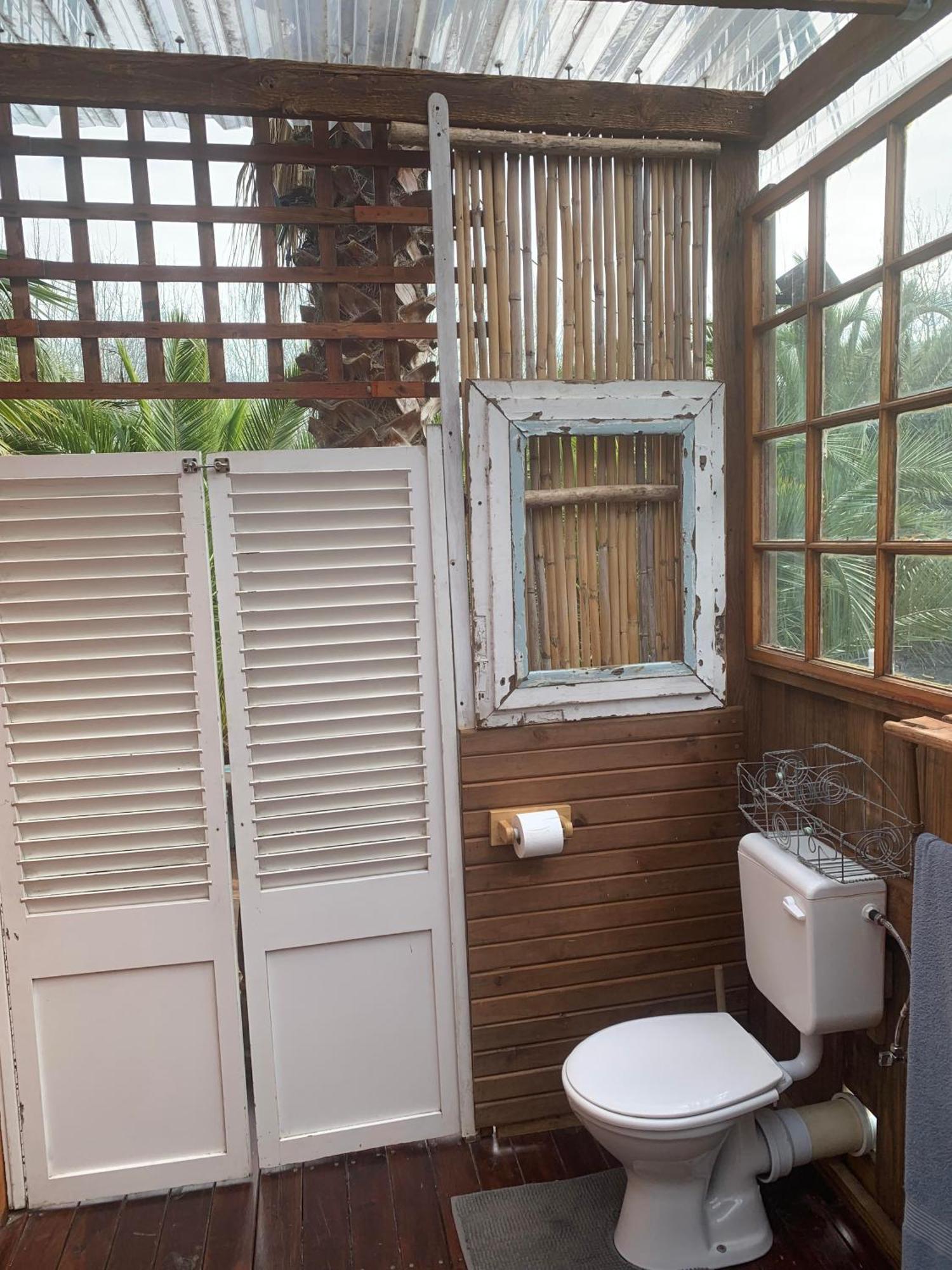 The Farmhouse Palm Tree Cabin Stellenbosch Exterior photo